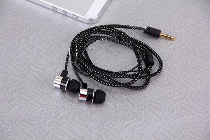 Wholesale Stylish Wired Earbuds with Bass Cable