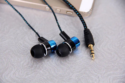 Wholesale Stylish Wired Earbuds with Bass Cable